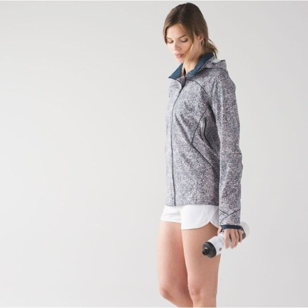 Lululemon Runaway Jacket Pebble Print Parfait Pink Alberta Lake Size 8